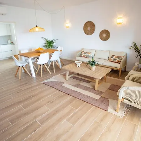 Ocean Breeze アパート アルマカオ・デ・ペラ